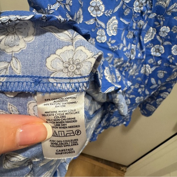 LOFT Floral Blue Ruffle Top - Picture 6 of 7